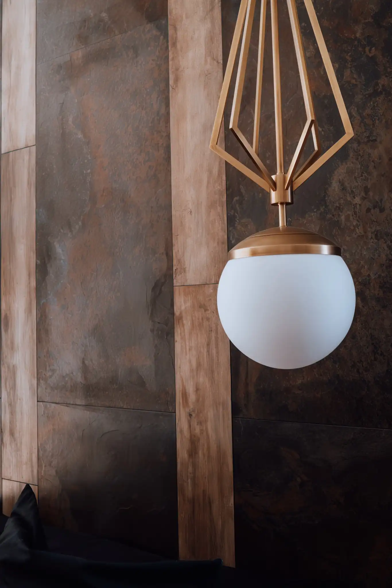 Pose dalle de carrelage murs et sols